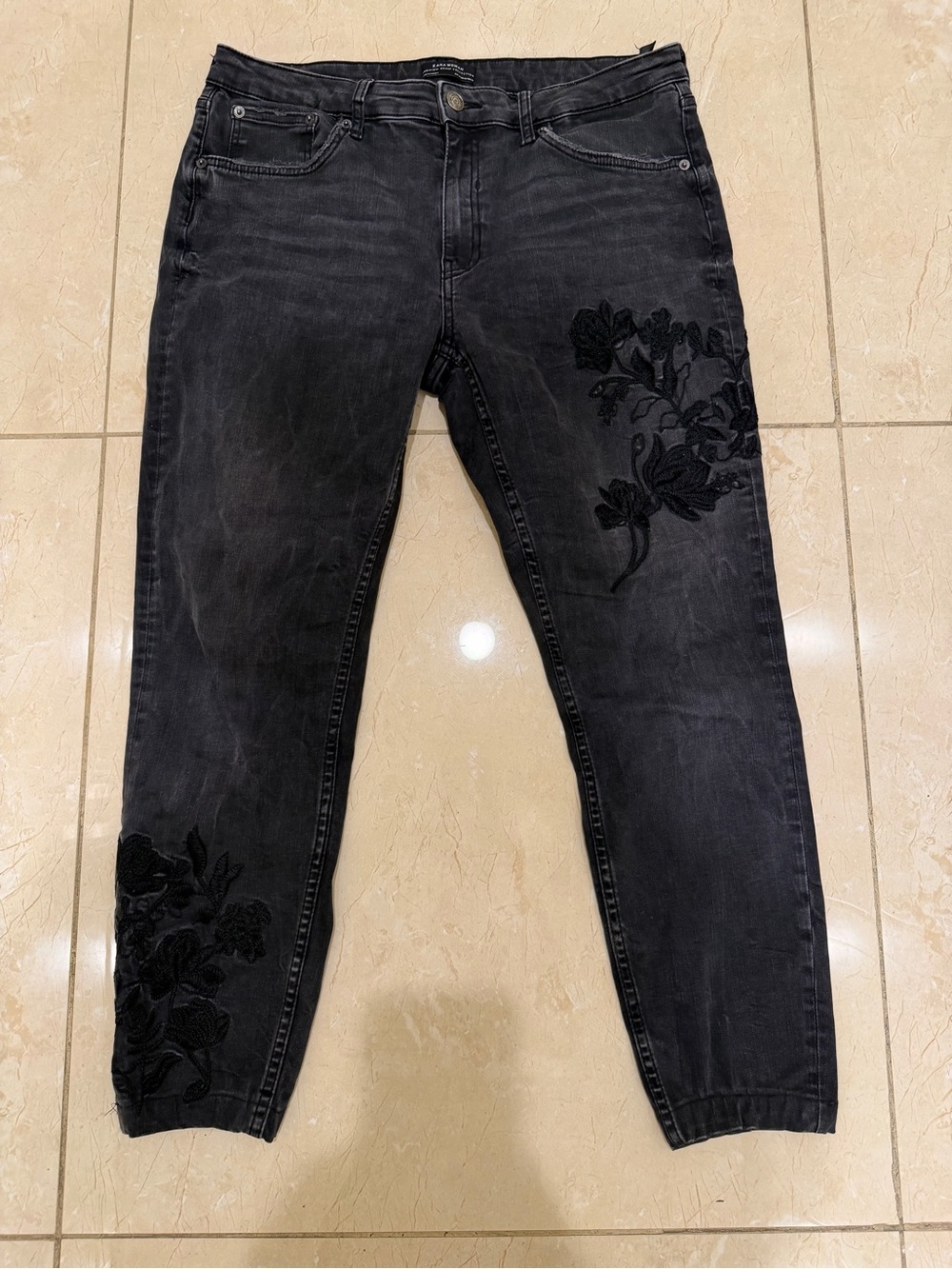 Zara Black Wash Skinny Jeans with Floral Embroidery